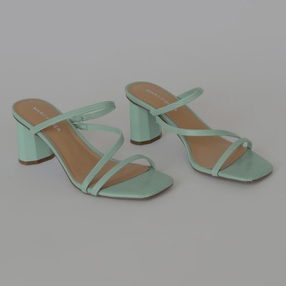 Aliana light green lizard embossed sandals - Picture 3 of 4